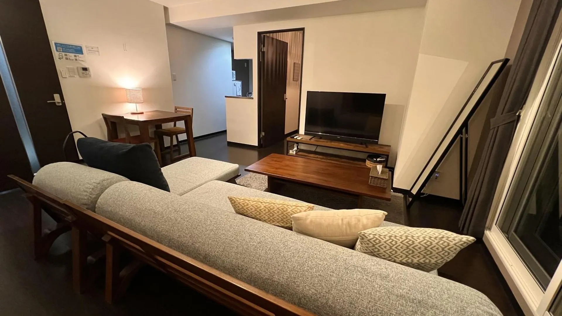 サンコート南6条壱番館 Apartment Sapporo 0*,  Japan