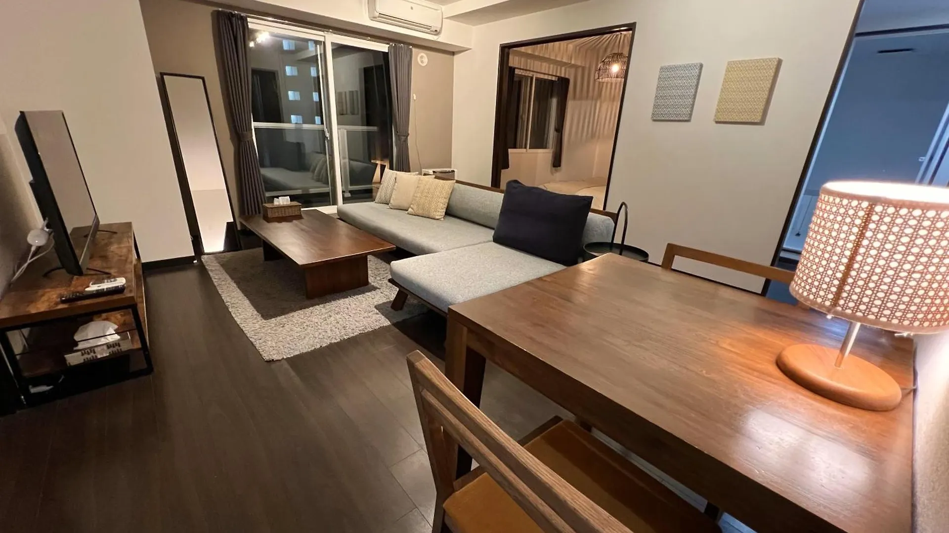 サンコート南6条壱番館 Apartment Sapporo