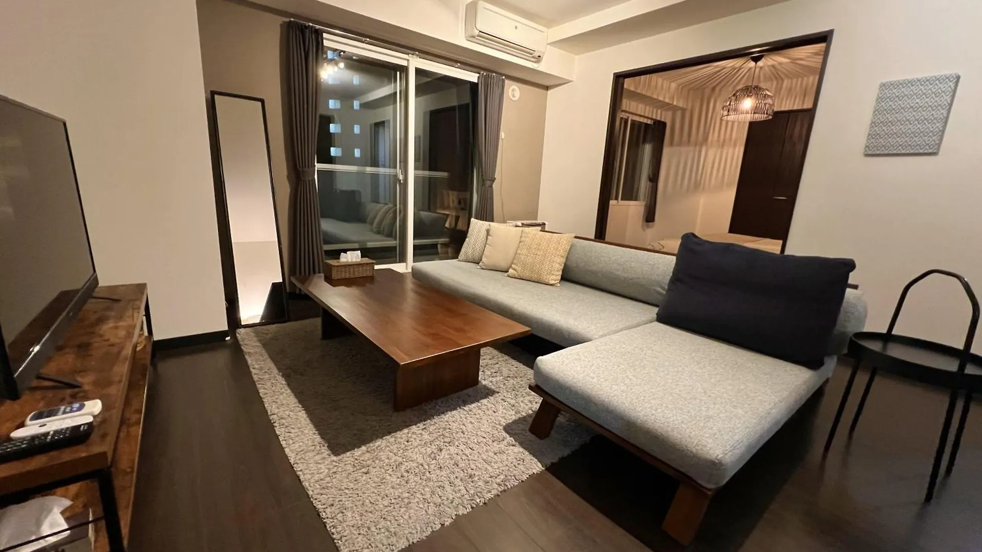 サンコート南6条壱番館 Apartment Sapporo