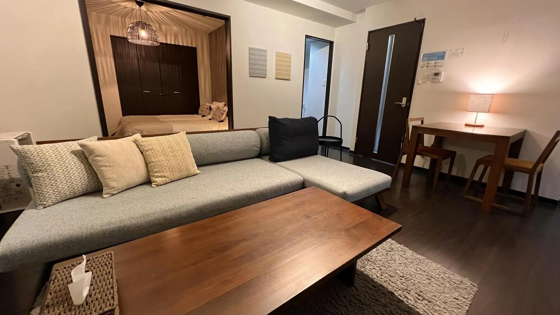 サンコート南6条壱番館 Apartment Sapporo 0*,